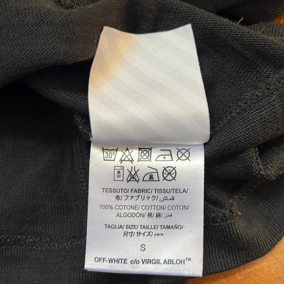 OFF-WHITE Othelo's Wolf Tee in Black All Over - Picture 10 of 10